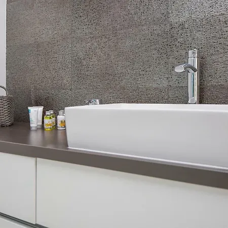 Selfness * 波梅尔