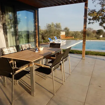 Selfness Holiday home Pomer